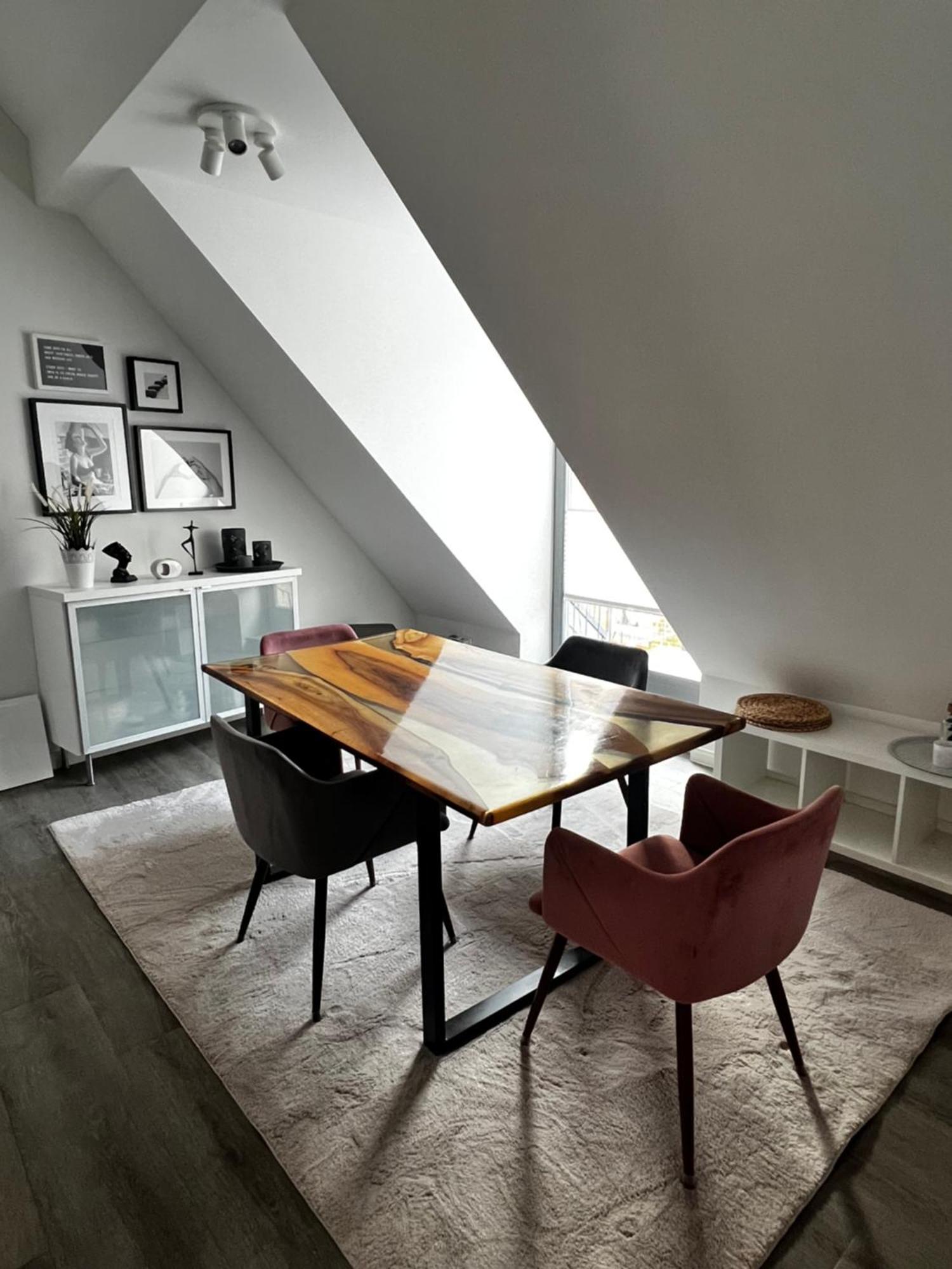 Moderne Galeriewohnung Mit Balkon Und Stellplatz Am Wenigemarkt Erfurt Exterior foto